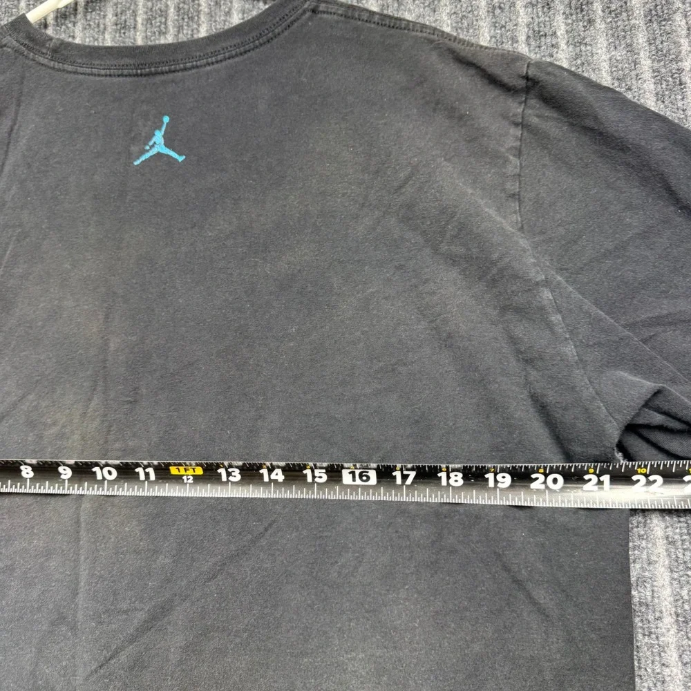 Jordan Graphic T-Shirt XL Black Basketball Mouth Jumpman Logo (2302)